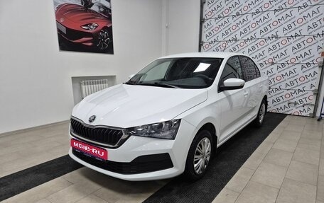Skoda Rapid II, 2021 год, 1 696 000 рублей, 1 фотография