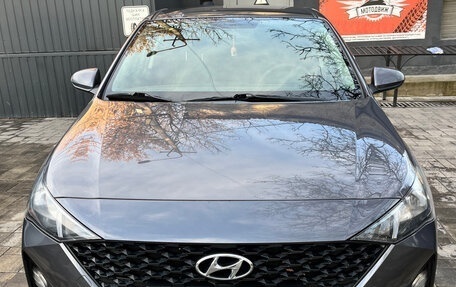 Hyundai Solaris II рестайлинг, 2021 год, 1 670 000 рублей, 19 фотография