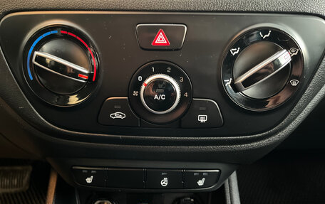 Hyundai Solaris II рестайлинг, 2021 год, 1 670 000 рублей, 28 фотография