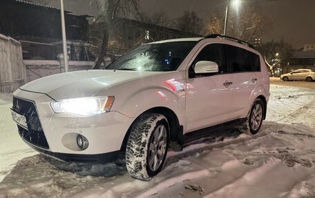 Mitsubishi Outlander III рестайлинг 3, 2011 год, 1 100 000 рублей, 7 фотография