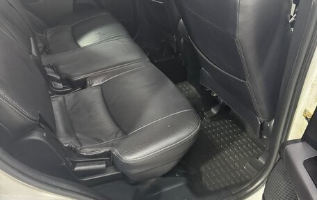 Mitsubishi Outlander III рестайлинг 3, 2011 год, 1 100 000 рублей, 12 фотография