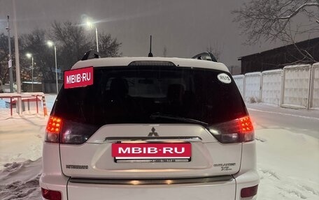 Mitsubishi Outlander III рестайлинг 3, 2011 год, 1 100 000 рублей, 5 фотография