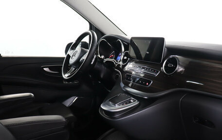 Mercedes-Benz V-Класс, 2022 год, 8 500 000 рублей, 9 фотография