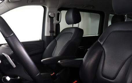 Mercedes-Benz V-Класс, 2022 год, 8 500 000 рублей, 17 фотография