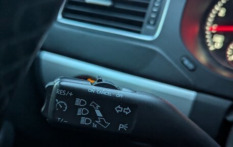 Volkswagen Jetta VI, 2013 год, 1 142 000 рублей, 11 фотография