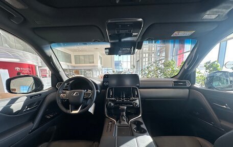 Lexus LX, 2025 год, 20 000 000 рублей, 9 фотография