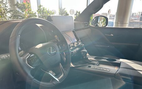 Lexus LX, 2025 год, 20 000 000 рублей, 16 фотография