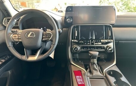 Lexus LX, 2025 год, 20 000 000 рублей, 17 фотография