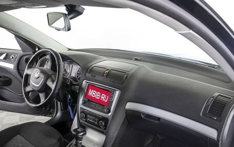 Skoda Octavia, 2011 год, 818 000 рублей, 9 фотография