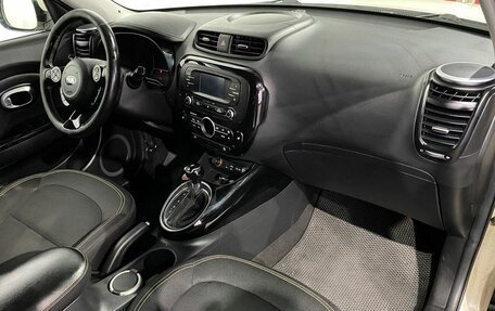 KIA Soul II рестайлинг, 2016 год, 1 415 000 рублей, 11 фотография