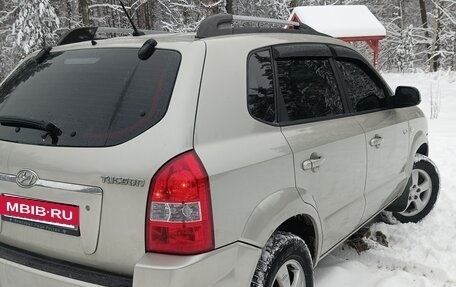 Hyundai Tucson III, 2008 год, 935 000 рублей, 4 фотография