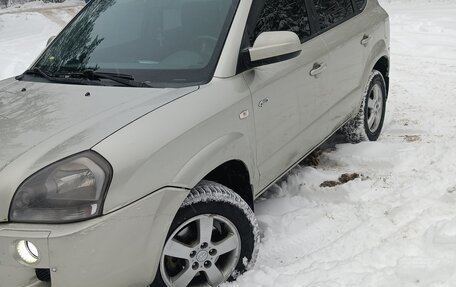 Hyundai Tucson III, 2008 год, 935 000 рублей, 7 фотография