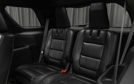 Ford Explorer VI, 2013 год, 1 800 000 рублей, 16 фотография