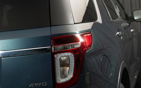 Ford Explorer VI, 2013 год, 1 800 000 рублей, 32 фотография