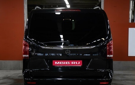 Mercedes-Benz V-Класс, 2015 год, 3 700 000 рублей, 6 фотография