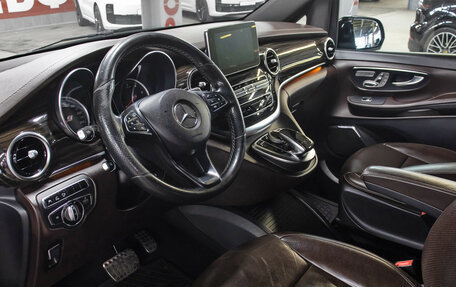 Mercedes-Benz V-Класс, 2015 год, 3 700 000 рублей, 15 фотография