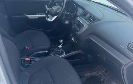 KIA Rio III рестайлинг, 2014 год, 715 000 рублей, 10 фотография