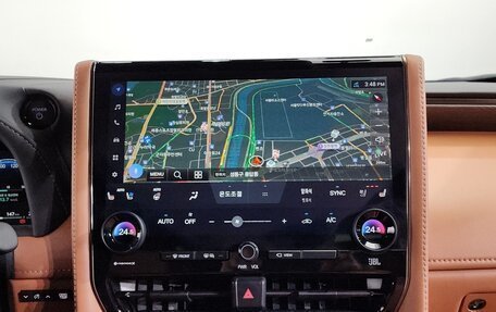 Toyota Alphard, 2025 год, 11 779 000 рублей, 14 фотография