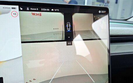 Tesla Model Y I, 2025 год, 8 671 000 рублей, 15 фотография