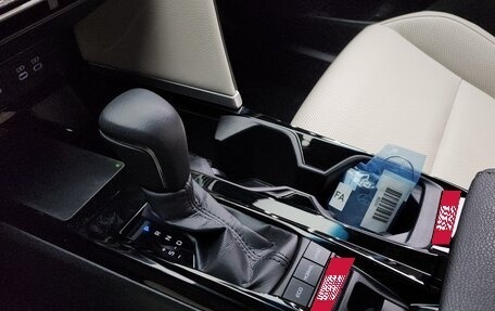 Toyota Camry, 2025 год, 6 600 000 рублей, 9 фотография