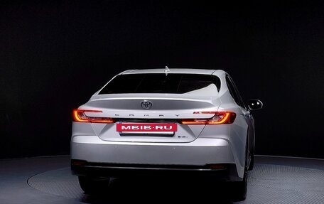 Toyota Camry, 2025 год, 6 600 000 рублей, 4 фотография