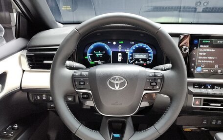 Toyota Camry, 2025 год, 6 600 000 рублей, 13 фотография