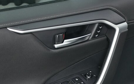 Toyota RAV4, 2021 год, 3 397 000 рублей, 14 фотография