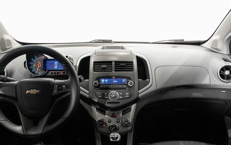 Chevrolet Aveo III, 2014 год, 600 000 рублей, 6 фотография