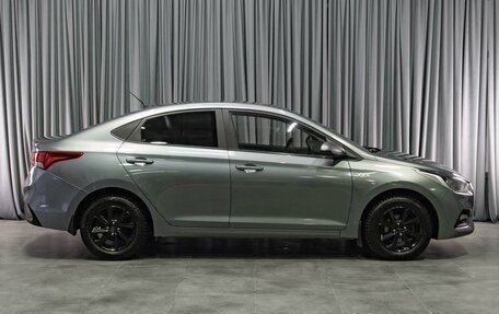 Hyundai Solaris II рестайлинг, 2017 год, 999 000 рублей, 5 фотография