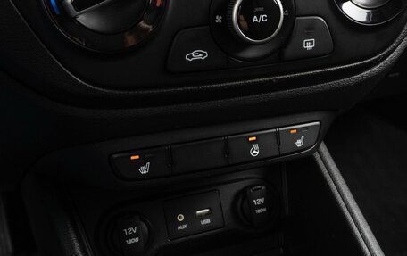 Hyundai Solaris II рестайлинг, 2017 год, 999 000 рублей, 16 фотография