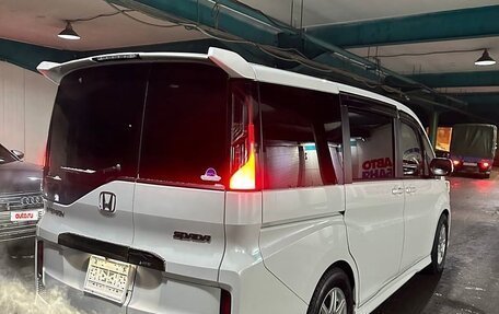 Honda Stepwgn IV, 2022 год, 2 270 000 рублей, 5 фотография