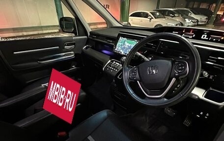 Honda Stepwgn IV, 2022 год, 2 270 000 рублей, 6 фотография
