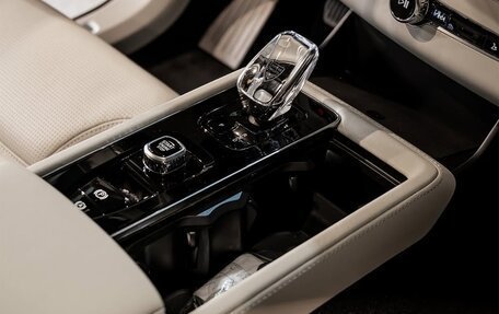 Volvo XC90 II рестайлинг, 2025 год, 8 510 000 рублей, 11 фотография