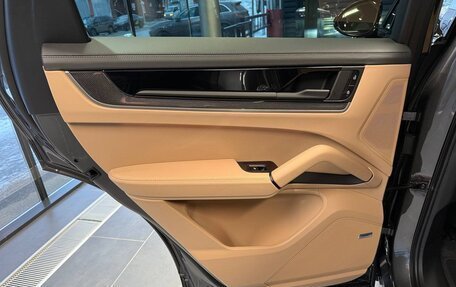 Porsche Cayenne III, 2025 год, 19 990 000 рублей, 25 фотография