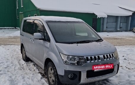 Mitsubishi Delica D:5 I, 2017 год, 2 000 000 рублей, 2 фотография