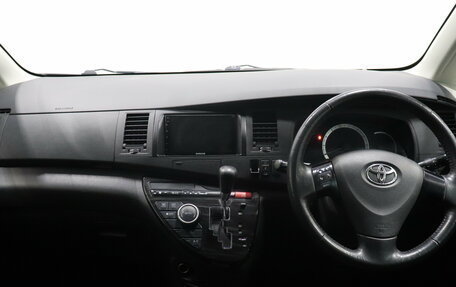 Toyota ISis I, 2011 год, 1 263 000 рублей, 7 фотография