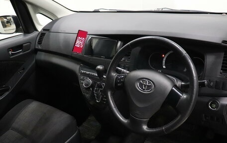 Toyota ISis I, 2011 год, 1 263 000 рублей, 6 фотография