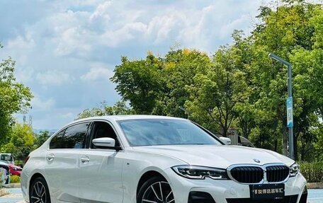 BMW 3 серия, 2022 год, 2 950 000 рублей, 2 фотография