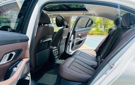 BMW 3 серия, 2022 год, 2 950 000 рублей, 17 фотография