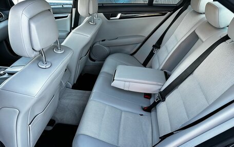 Mercedes-Benz C-Класс, 2011 год, 1 350 000 рублей, 20 фотография