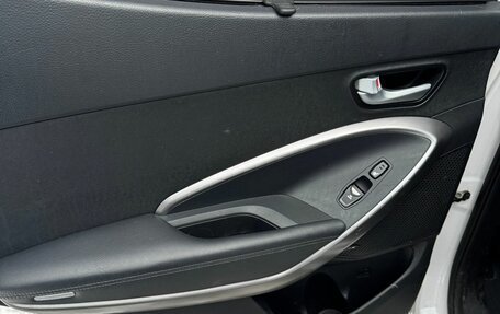 Hyundai Santa Fe III рестайлинг, 2015 год, 1 780 000 рублей, 15 фотография