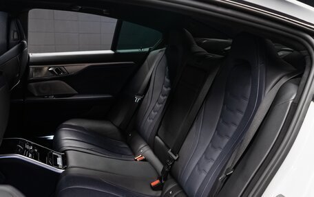 BMW 8 серия, 2023 год, 9 959 123 рублей, 7 фотография