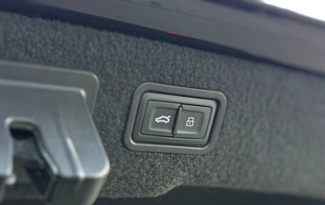 Audi A8, 2021 год, 6 550 000 рублей, 34 фотография