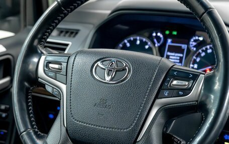 Toyota Land Cruiser Prado 150 рестайлинг 2, 2020 год, 4 939 100 рублей, 12 фотография