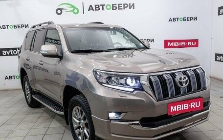 Toyota Land Cruiser Prado 150 рестайлинг 2, 2020 год, 4 939 100 рублей, 3 фотография