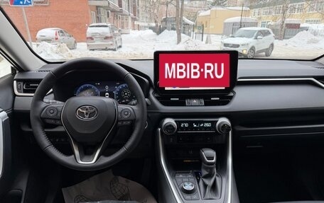 Toyota RAV4, 2025 год, 5 290 000 рублей, 14 фотография