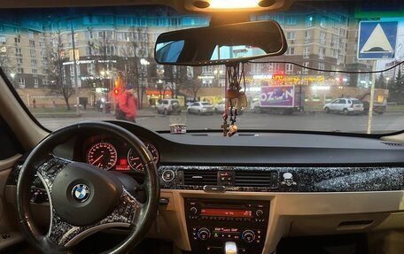 BMW 3 серия, 2009 год, 860 000 рублей, 10 фотография