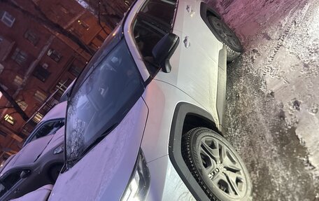 Toyota RAV4, 2025 год, 4 290 000 рублей, 10 фотография