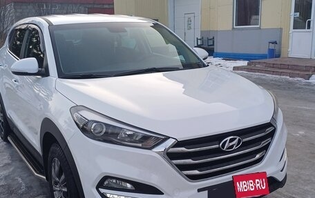 Hyundai Tucson III, 2017 год, 2 000 050 рублей, 2 фотография