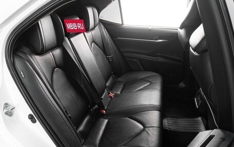 Toyota Camry, 2020 год, 3 349 000 рублей, 10 фотография